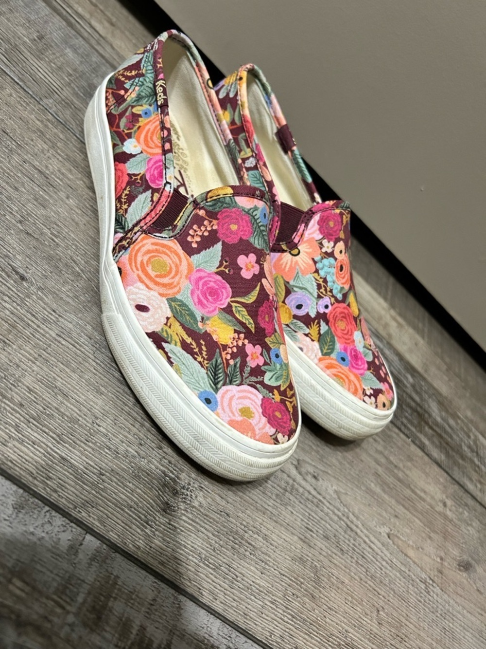 Keds Double Decker Rifle Paper Company Slip-On Sneakers Burgundy floral print